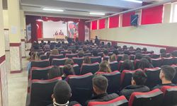 Kaymakam Gürkan öğrencilerle buluştu
