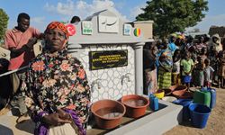 Nevşehirli İnce ailesi Afrika’da su kuyusu açtırdı