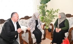 Vali Fidan şehit annelerinin gününü kutladı