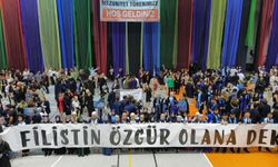 NEVÜ mezuniyetinde Filistin'e destek