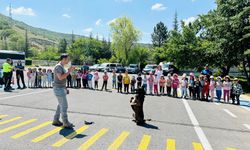 Anaokulu öğrencilerine trafik eğitimi