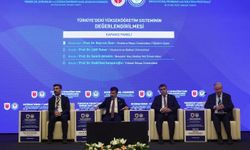 Rektör Aktekin, ‘Uluslararası Yükseköğretim Kongresi’nde konuştu