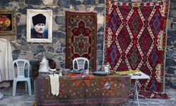 Nevşehir Kalesi antika pazarına ev sahipliği yaptı
