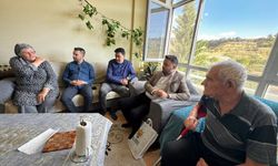 AK Parti “Gönül Kapısı” ile vatandaşın gönlünü alıyor