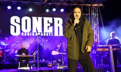 Soner Sarıkabadayı PATFEST'te sahne aldı