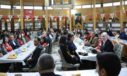 Vali Fidan ve Rektör Aktekin Kızılay gönüllüsü NEVÜ'lülerle buluştu