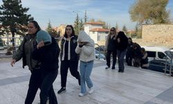 Fuhuş operasyonunda gözaltına alınan 5 kişi adliyede