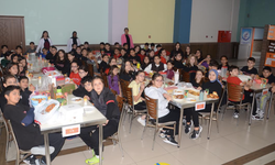 Kardelenli öğrenciler “Lezzetli Yiyecekler” etkinliğinde buluştu