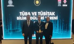 Aktekin TÜBİTAK Teşvik Ödülü Alan Dedeoğlu’nu Tebrik Etti