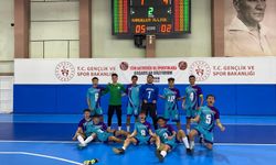 Kardelen Eğitim Kurumları futsal takımı finalde