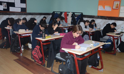 Kardelen’de Türkiye geneli TYT-AYT deneme sınavı yapıldı