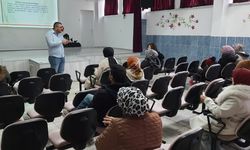 NEVÜ Akademisyeninden Maarif Modeli Aile Konferansları