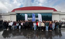 Kardelenli öğrencilerden TÜBİTAK şampiyonlarına ziyaret