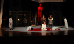 “Bernarda Alba'nın Evi” NEVÜ’de Tiyatroseverlerle Buluştu