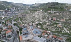 Kafa karıştıran hareket: Kapadokya Mahallesi Mecliste onaylandı