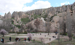 NEVÜ'lüler Gomeda Vadisi'nde yürüdü