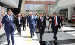 Azerbaycan Heyeti NEVÜ Kampüsünü Gezdi