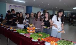 Kardelen’de 8. sınıf öğrencilerine LGS sınavı öncesi motivasyon kahvaltısı