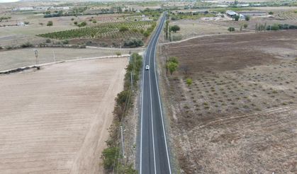 İl Özel İdaresi 1 yılda 237 kilometre asfalt yol yaptı