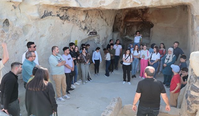 Turizm Fakültesi öğrencileri Kayaşehir’i gezdi