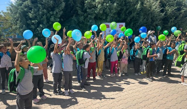 Ayhanlar İlkokulunda çocukların yüzü güldü