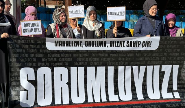 Kadına yönelik şiddet protesto edildi