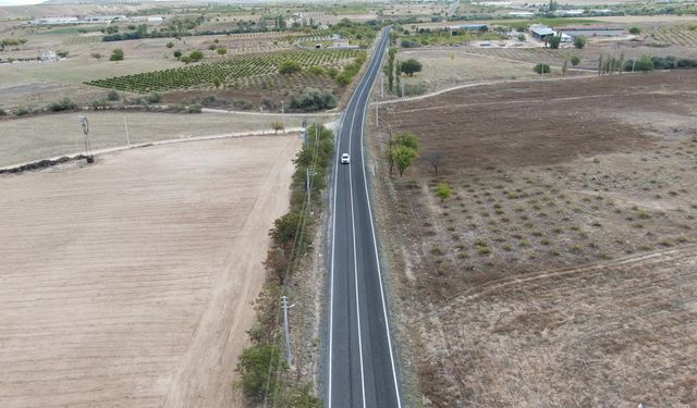 İl Özel İdaresi 1 yılda 237 kilometre asfalt yol yaptı