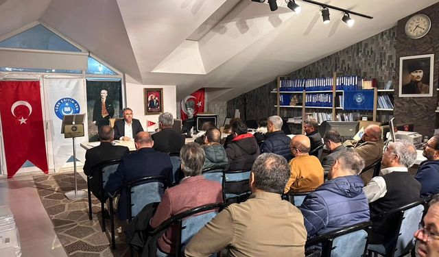 TES’ten “Yeni Yüzyılın En Büyük Dâhisi Atatürk” konferansı