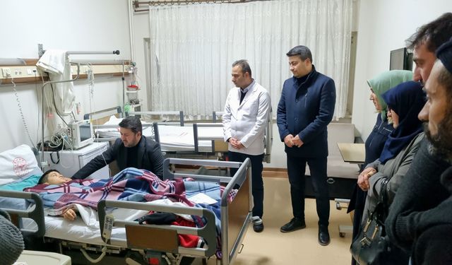 Milletvekili Çalışkan yüksekten düşen öğrenciye moral verdi