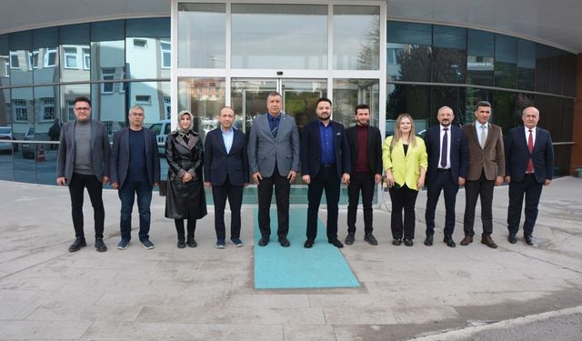 AK Parti İl Başkanı Aygün’den İl Sağlık Müdürü Tartar’a ziyaret
