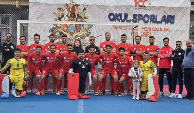 Hokeyde hedef yeni şampiyonluklar