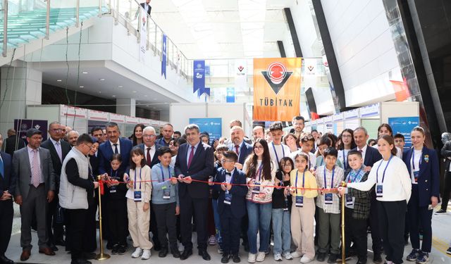 TÜBİTAK sergisi açıldı