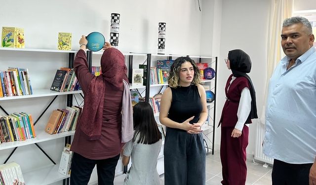 NEVÜ öğrencilerinden depremzede öğrencilere destek