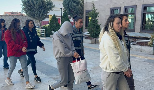 Fuhuş operasyonunda 4 şüpheli adliyeye sevk edildi