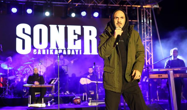 Soner Sarıkabadayı PATFEST'te sahne aldı