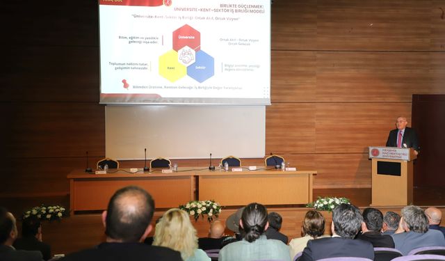 “Üniversite Danışma Kurulu Toplantısı” gerçekleştirildi