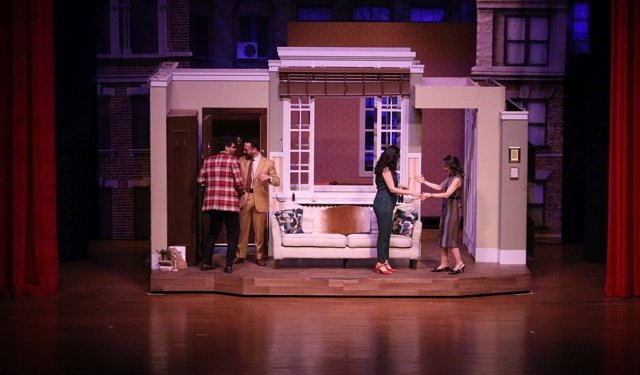 "Yanlış Pencere" tiyatro oyunu NEVÜ’de sahnelendi