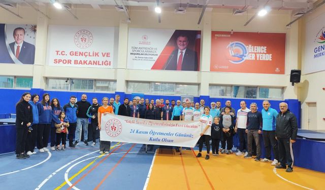 Öğretmenler Günü Masa tenisi turnuvası düzenlendi