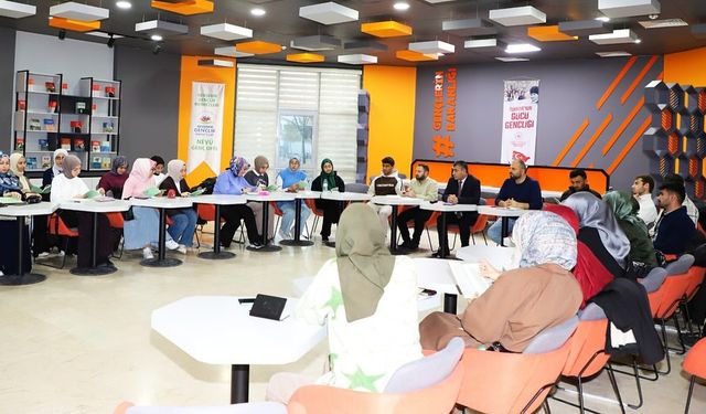 Sezai Karakoç’un fikir dünyası konuşuldu