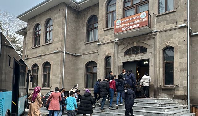 Nevşehir Belediyesinden Köy Öğrencilerine Anlamlı Destek