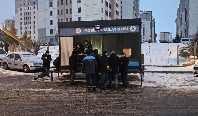 Nevşehir Belediyesinden Poğaça ve Süt İkramı