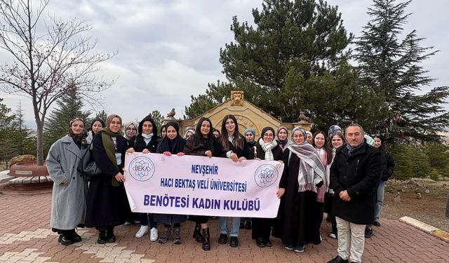 NEVÜ Benötesi Kadın Kulübü Hacı Bektaş Veli Türbesi'ni gezdi