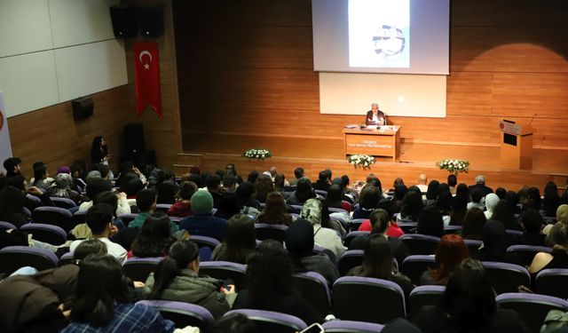 NEVÜ'de “Mutluluk Felsefesi” Semineri