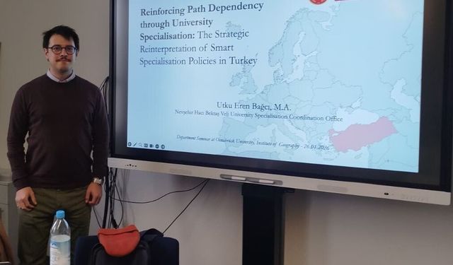 NEVÜ Öğretim Görevlisi Almanya Sunum Yaptı