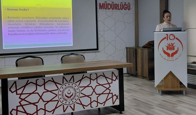 “Kurumsal İletişim” eğitimi verildi