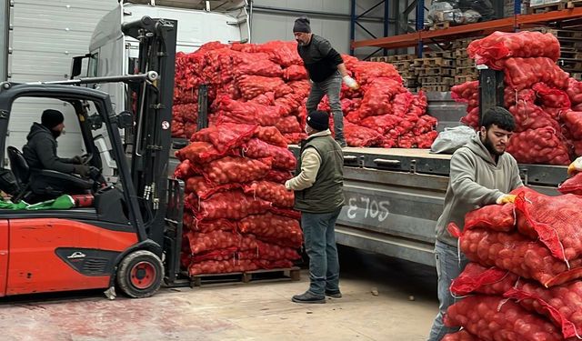 Nevşehir’den Suriye’ye 2 tır patates yardımı