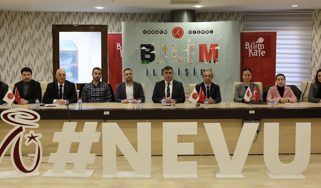 NEVÜ’de Meslek Yüksekokullarında İstihdam Odaklı Dönüşüm Toplantısı Yapıldı