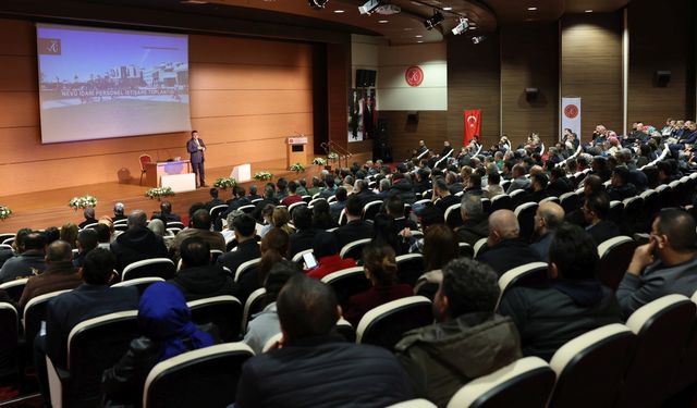 Rektör Aktekin, İdari Personel ile Bir Araya Geldi