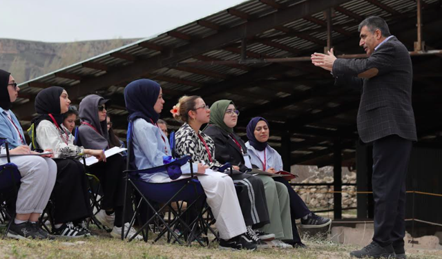 Aktekin Sobesos’ta Öğretmen Adaylarıyla Buluştu