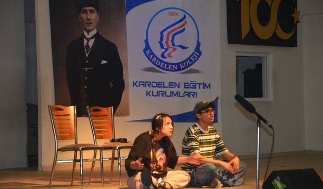Kardelen’de tiyatro şöleni